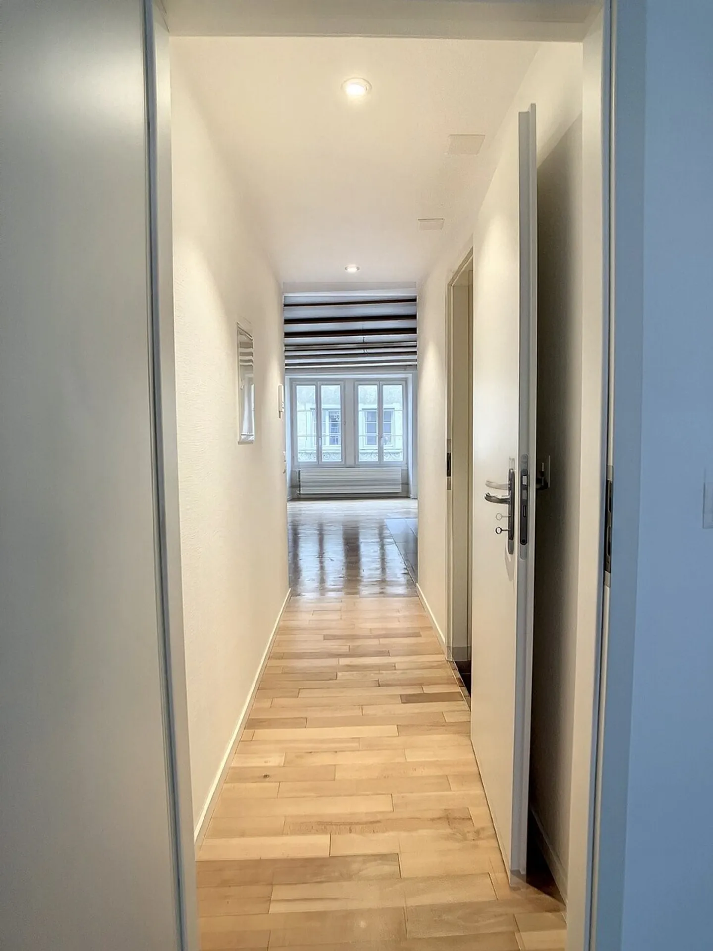 MAGNIFICO 2½ LOCALI NEL CUORE DELLA CITTÀ!! - Foto 10 di 11