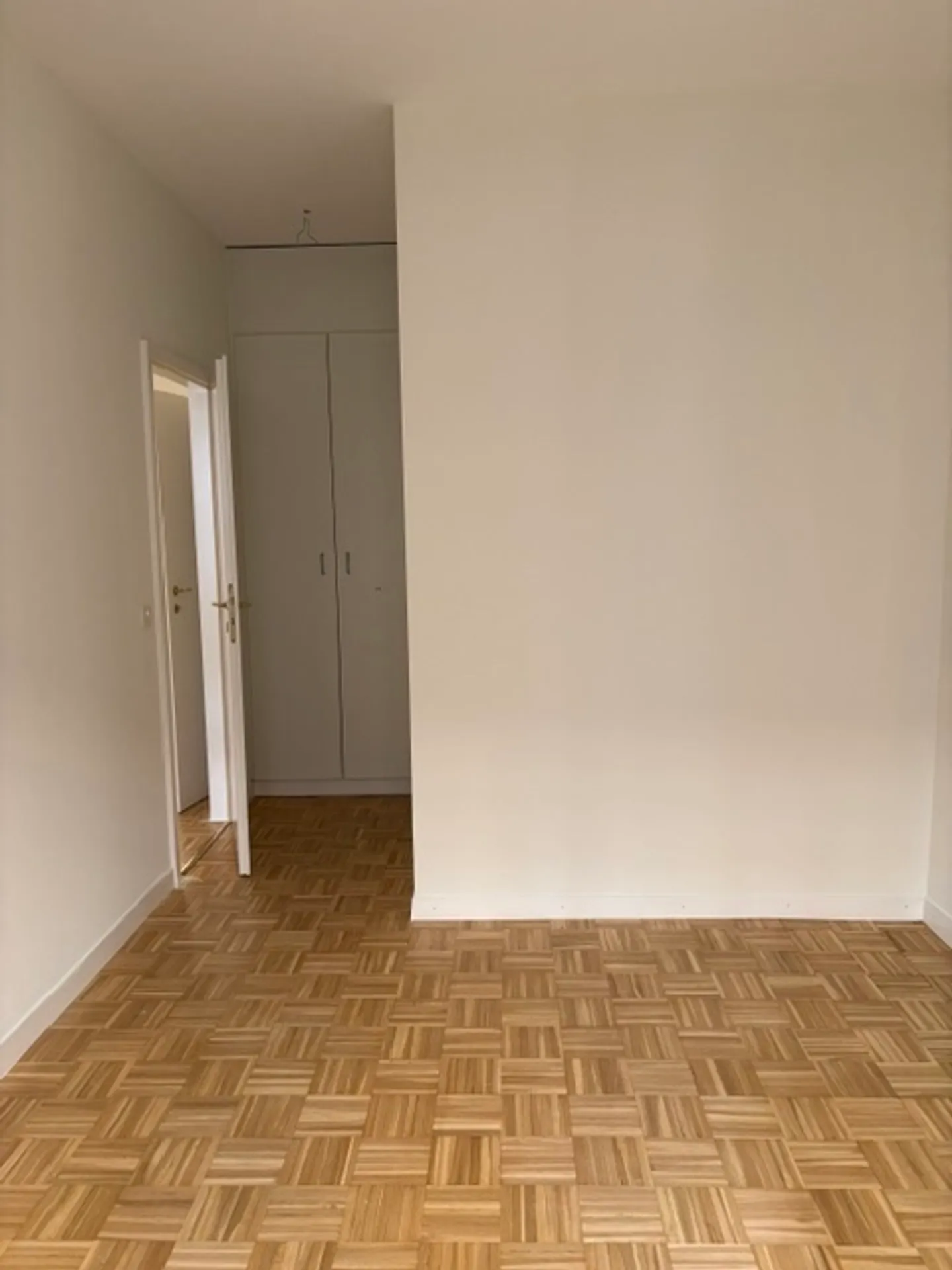 Appartamento 4 locali - Foto 8 di 10