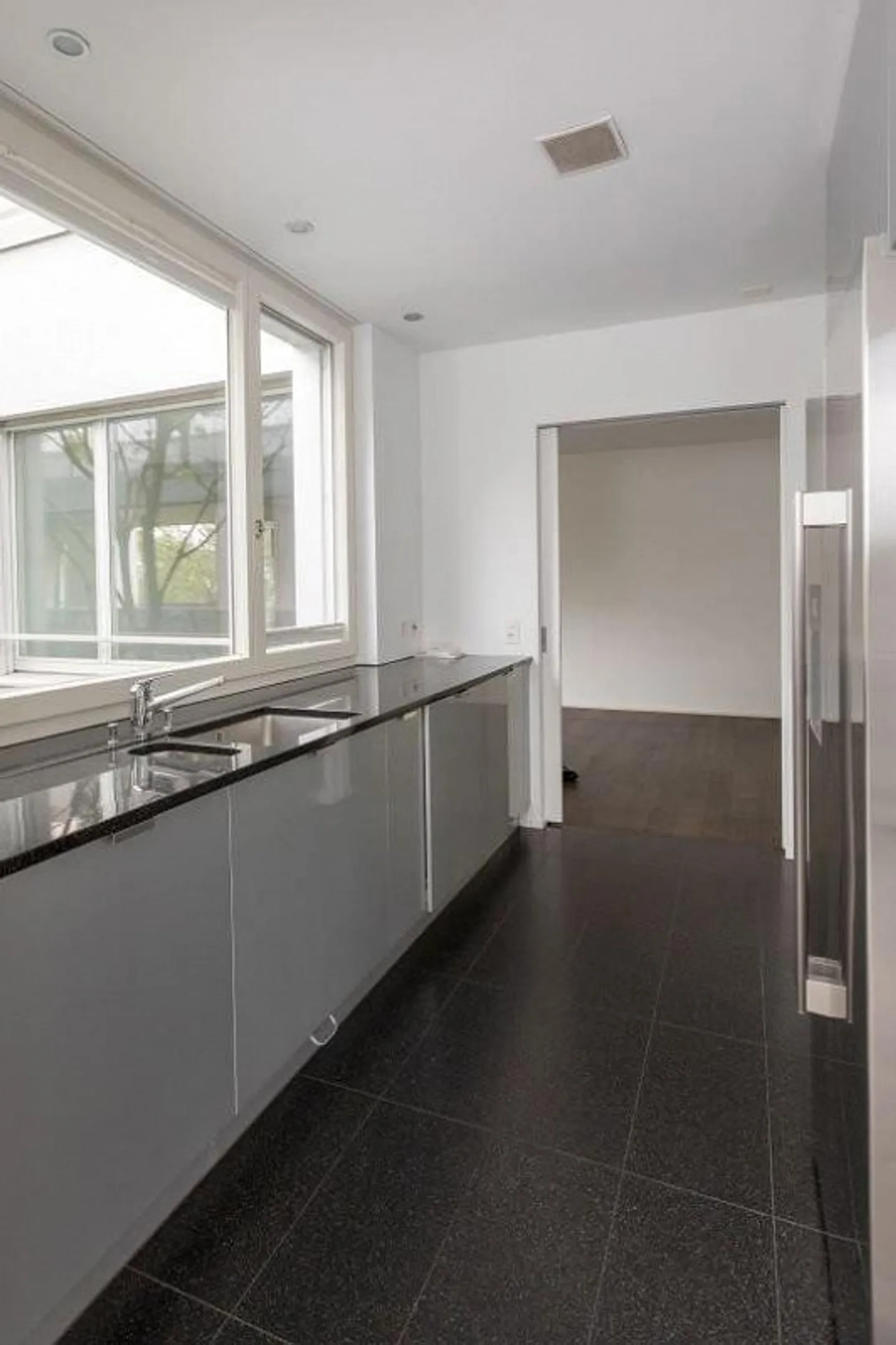 Appartement moderne 4.5 pièces à Zurich - Photo 2 sur 7