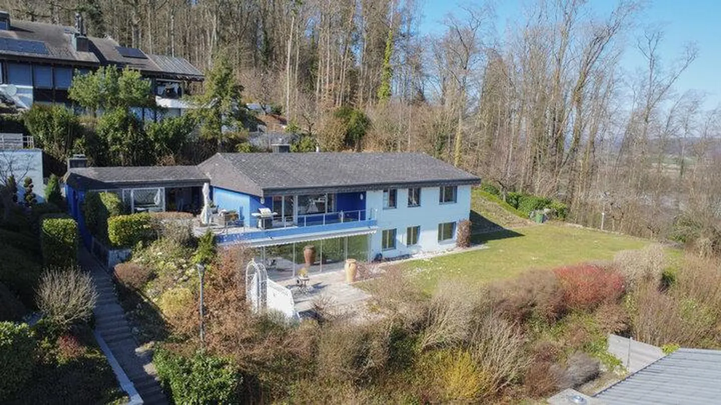OASIS DE BIEN-ÊTRE AVEC VUE PANORAMIQUE ET PISCINE INTÉRIEURE - Photo 8 sur 8