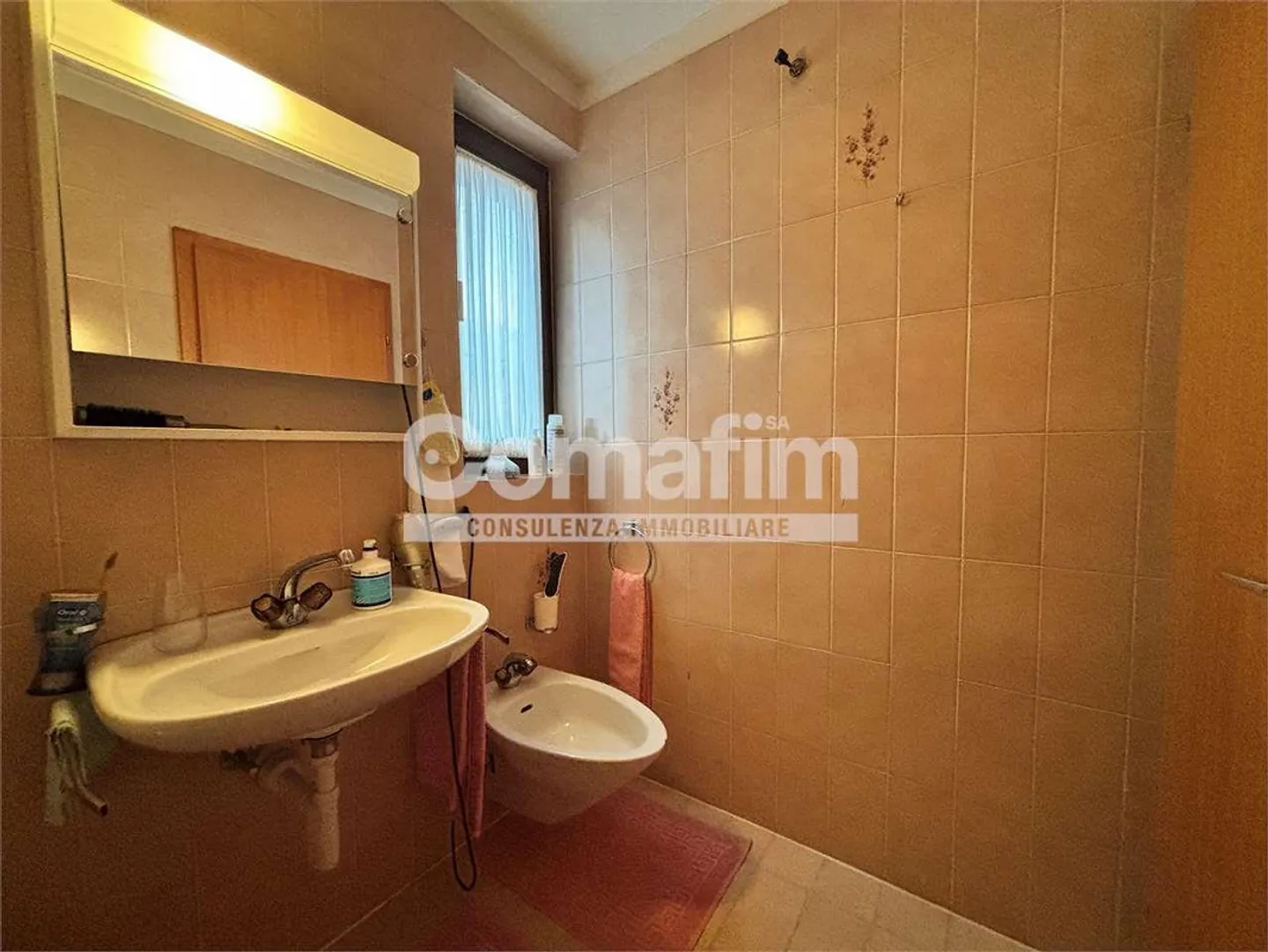 Caslano - Single-family house with garden and panoramic terrace - Photo 12 of 13