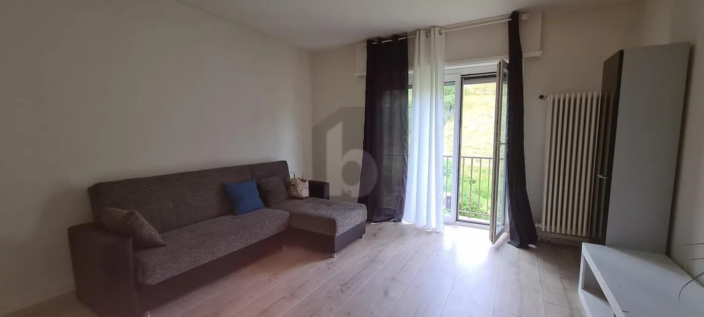 RUHIG MIT EINEM SCHÖNEN BLICK - Foto 1 von 6