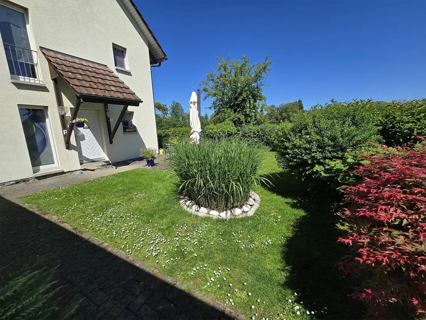 Trois maisons individuelles généreuses - Photo 3 sur 27