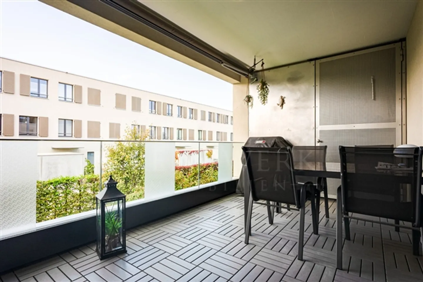 Appartamento moderno di 3,5 stanze in un tranquillo quartiere residenziale a Münchenbuchsee - Foto 11 di 16