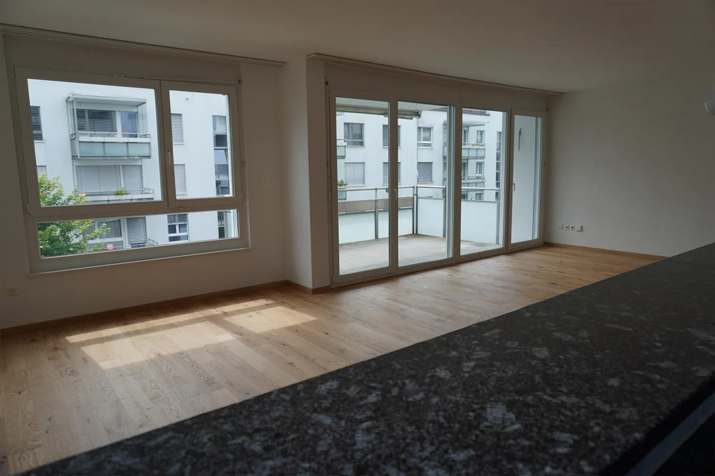 Appartamento attraente di 4,5 stanze in posizione centrale a Zurigo-Seebach - Foto 8 di 14
