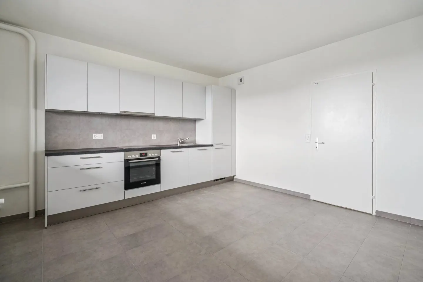 Appartement rénové au 24ème étage - Photo 8 sur 10