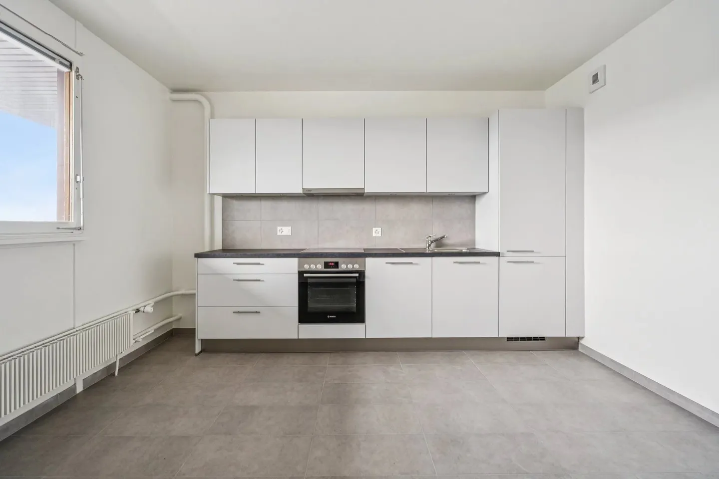 Appartement rénové au 24ème étage - Photo 10 sur 10