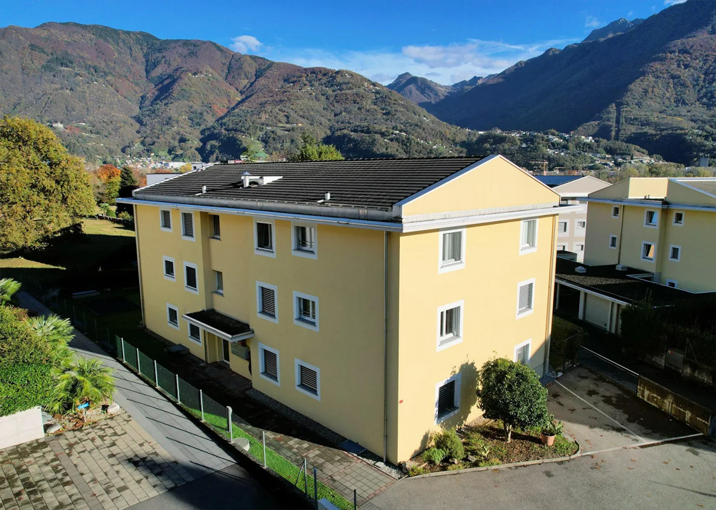 Appartamento con grande giardino in zona comoda e tranquilla - Foto 3 di 17