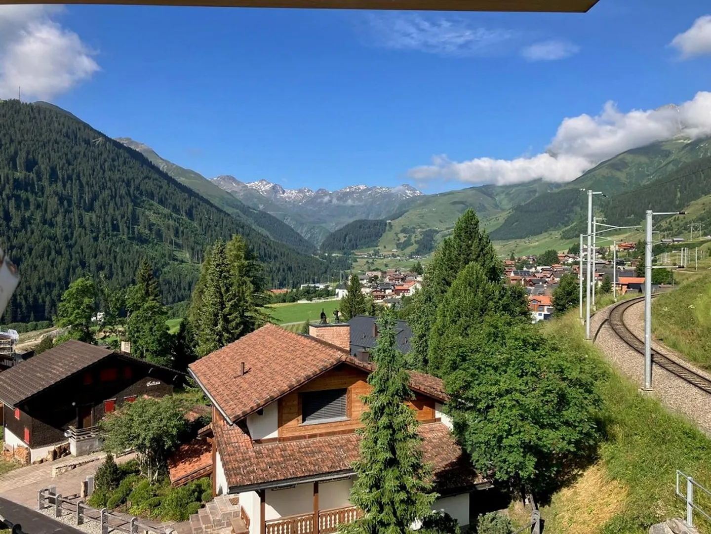 NUR MIT FESTWOHNSITZ! - ERSTBEZUG - BALKON MIT PANORAMASICHT! - Foto 12 von 13