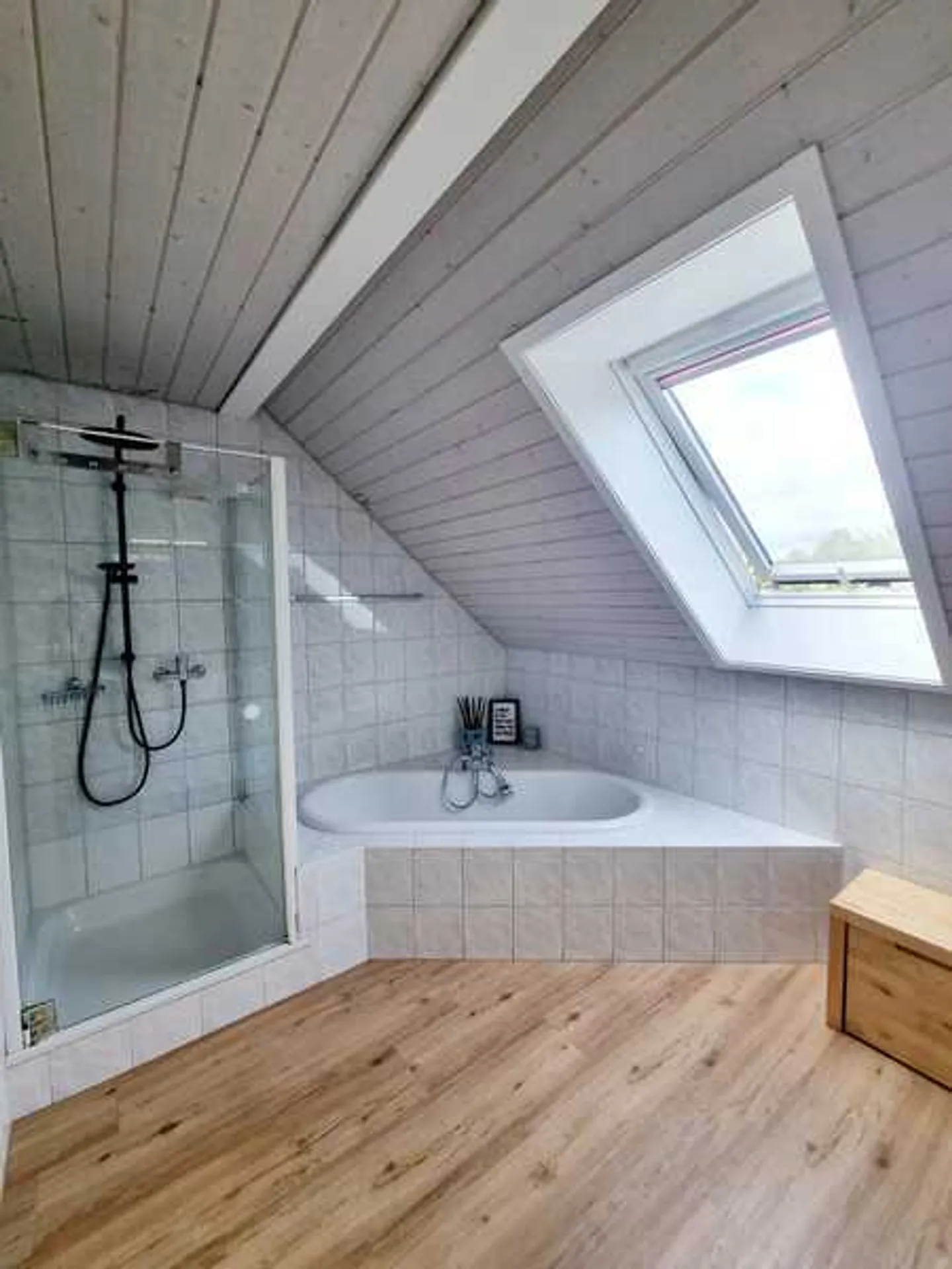 Appartement spacieux avec jardin - Photo 9 sur 9