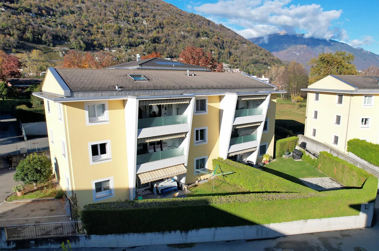 Appartamento con grande giardino in zona comoda e tranquilla - Foto 2 di 17