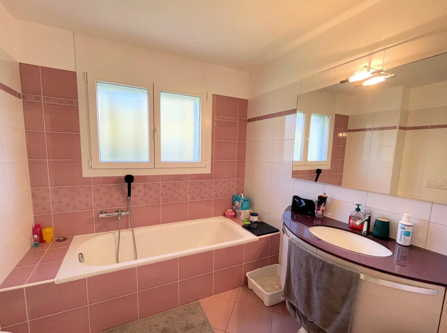 Appartamento con grande giardino in zona comoda e tranquilla - Foto 12 di 17