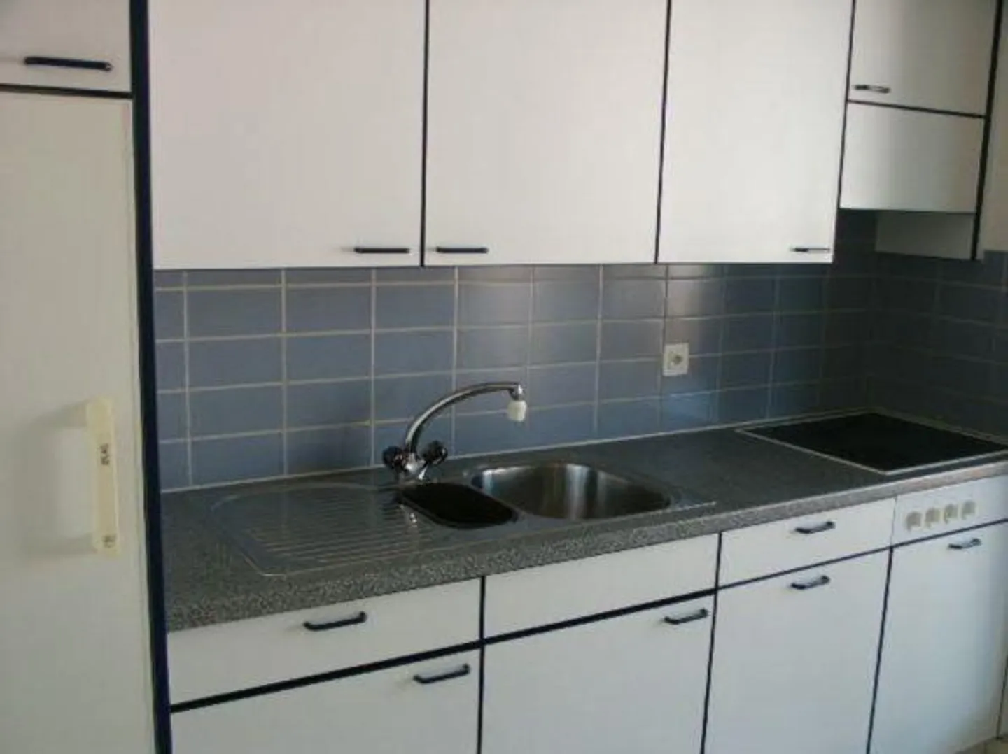 Attic apartment with a view of the Jura - Photo 2 of 11