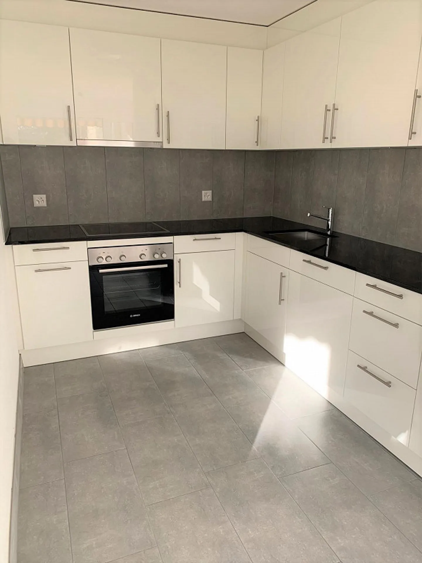 Appartamento 3.5 locali con grande terrazza a Salmsach sul Lago di Costanza - Foto 1 di 9