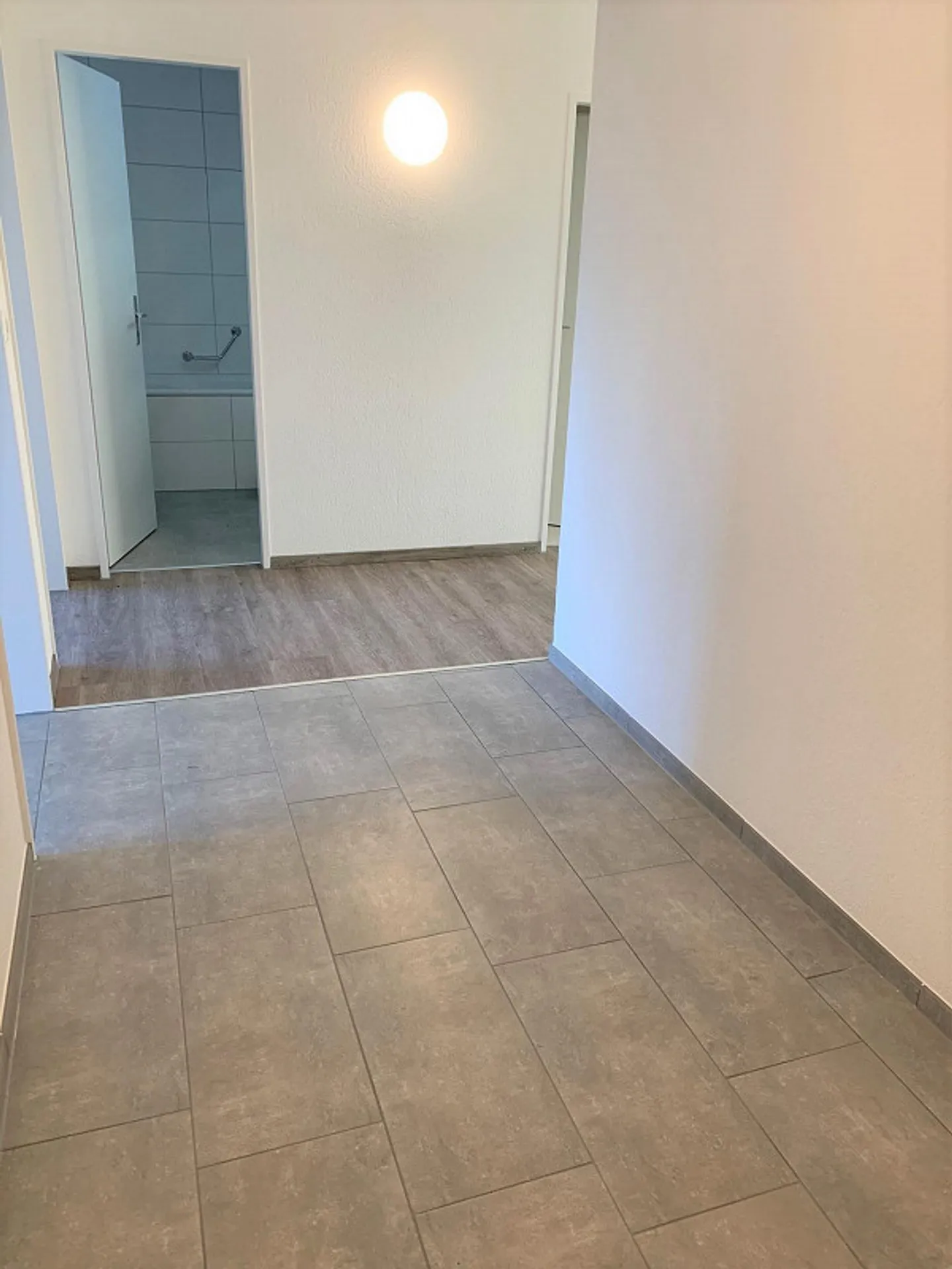 Appartamento 3.5 locali con grande terrazza a Salmsach sul Lago di Costanza - Foto 6 di 9