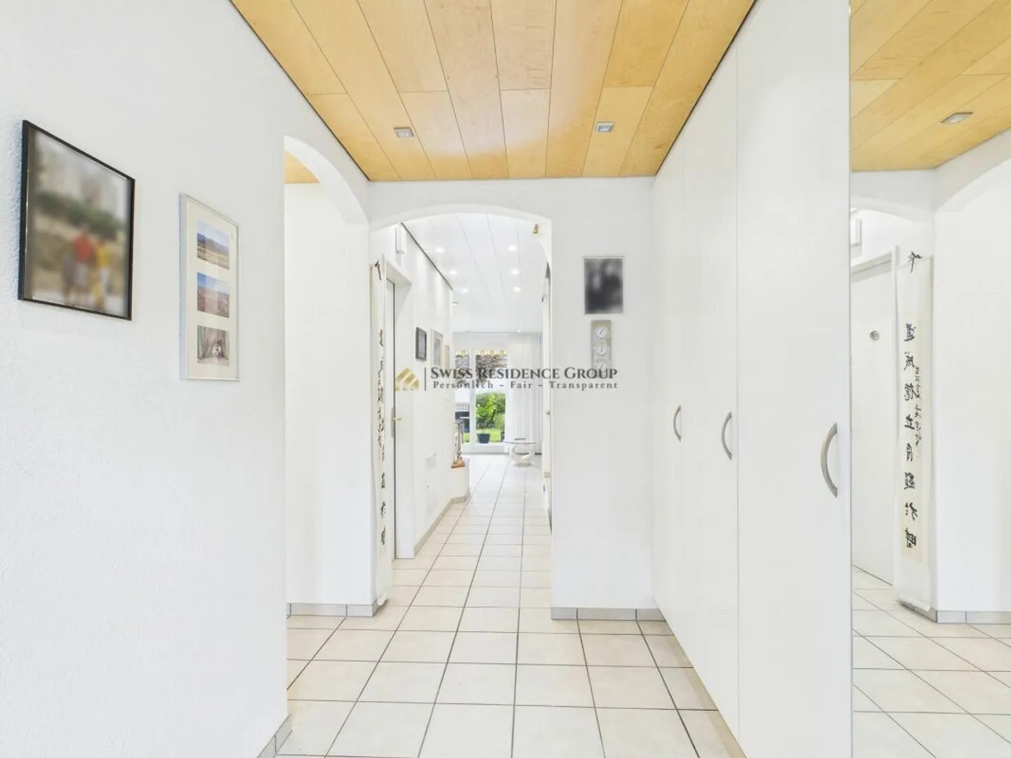 Affascinante casa familiare in una zona residenziale tranquilla e idilliaca - Foto 9 di 26