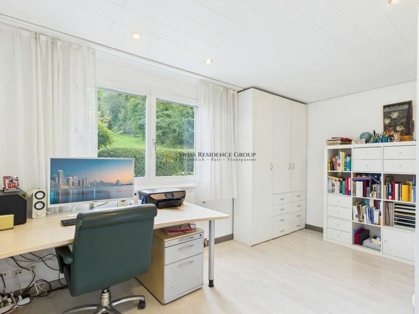 Affascinante casa familiare in una zona residenziale tranquilla e idilliaca - Foto 13 di 26