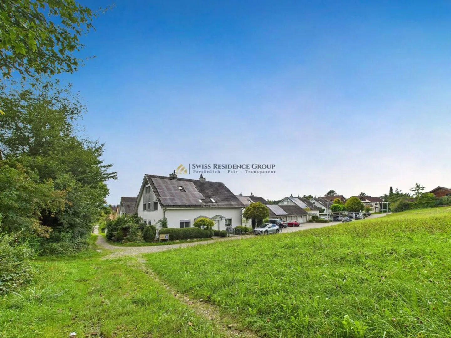 Affascinante casa familiare in una zona residenziale tranquilla e idilliaca - Foto 16 di 26