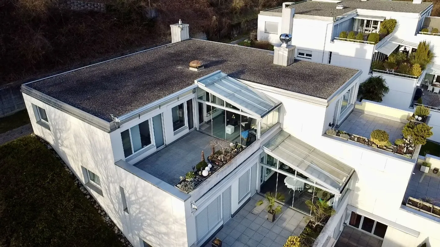 Living with Space, Light, and Quality of Life in Oensingen - Photo 3 of 20
