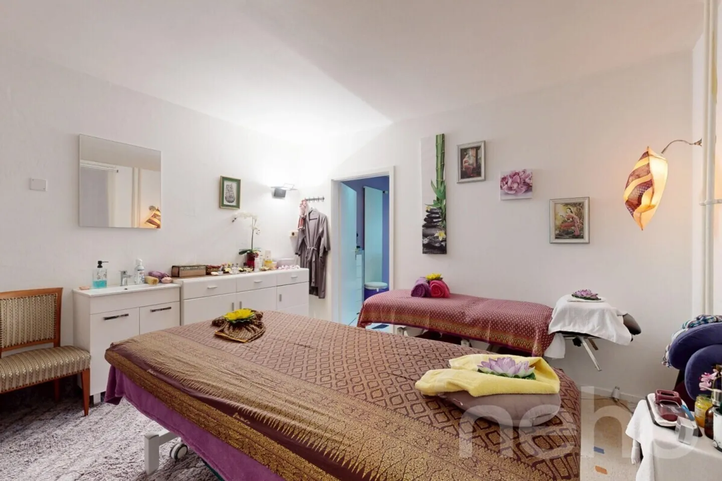 Affascinante casa plurifamiliare con potenziale di sviluppo a Dietikon - Foto 4 di 12