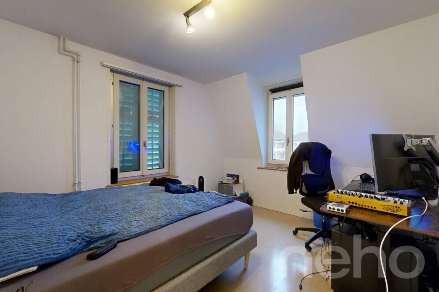 Affascinante casa plurifamiliare con potenziale di sviluppo a Dietikon - Foto 10 di 12