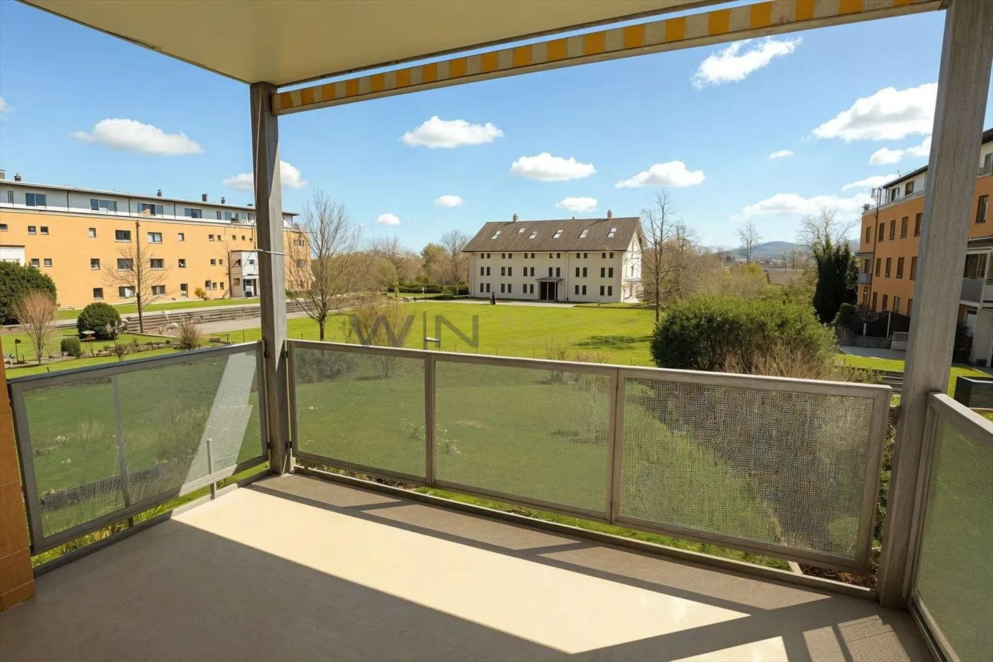 Familienparadies im Grünen mit guter Anbindung - Foto 1 von 8