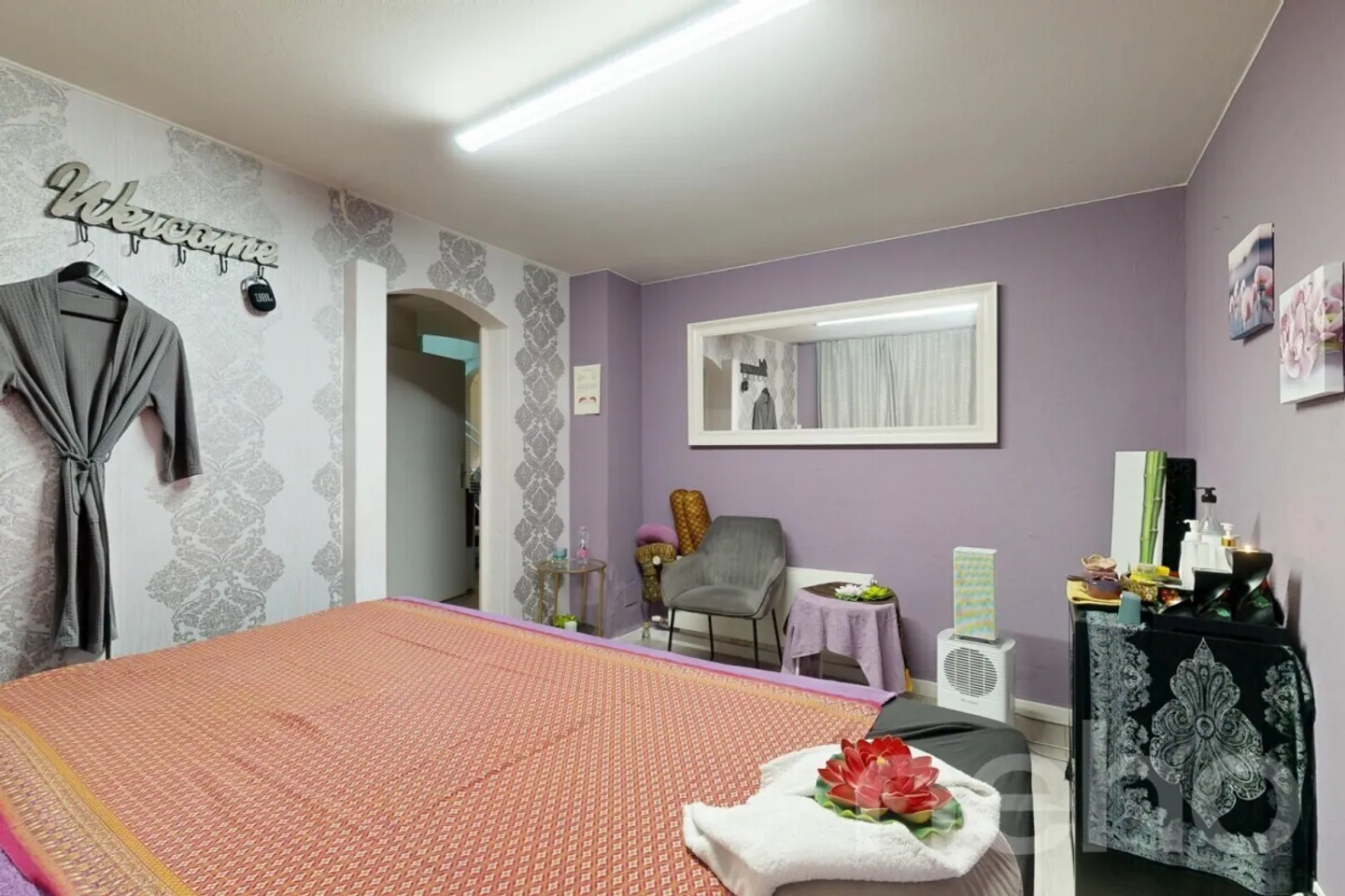 Affascinante casa plurifamiliare con potenziale di sviluppo a Dietikon - Foto 5 di 12