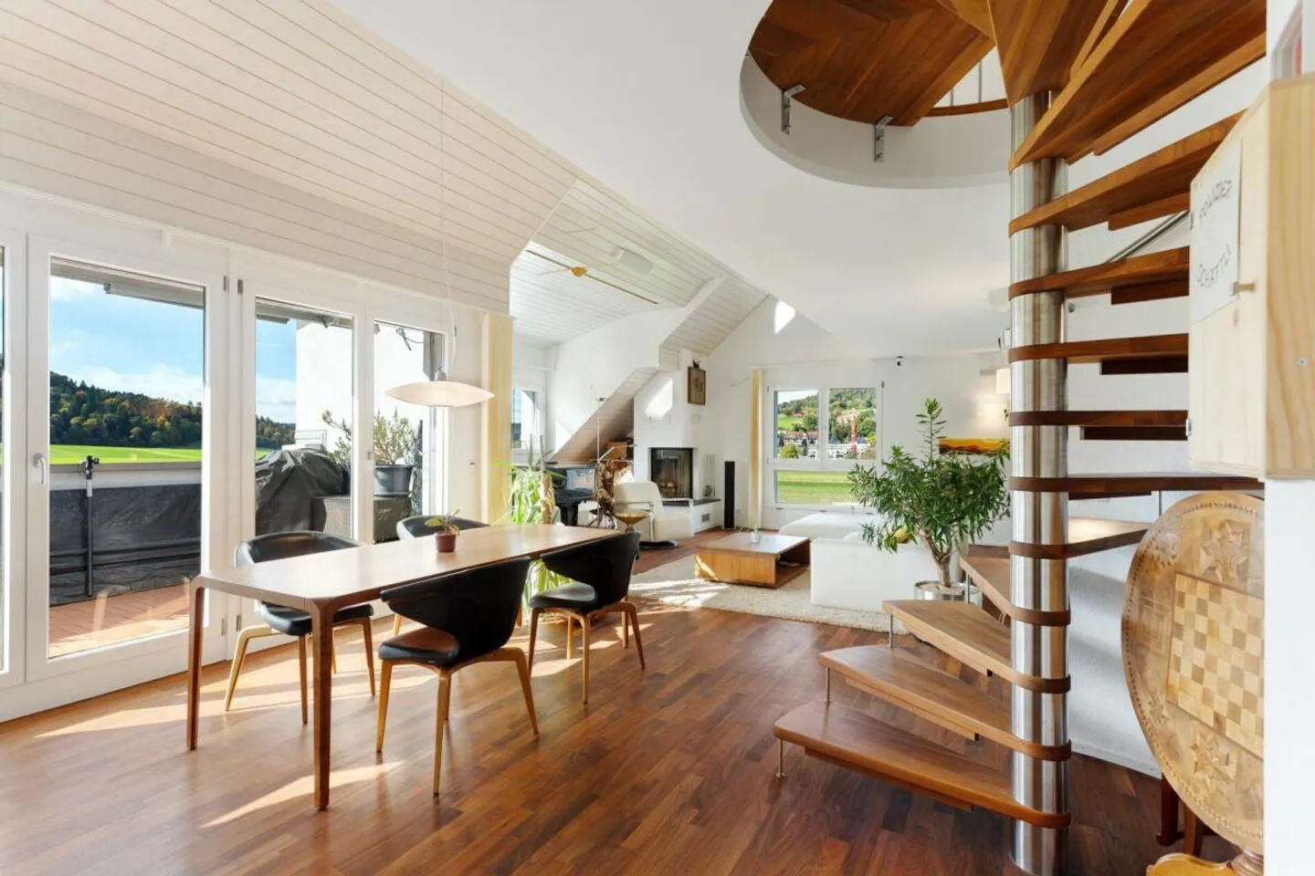 Vivere con stile con vista sul verde - Foto 5 di 12