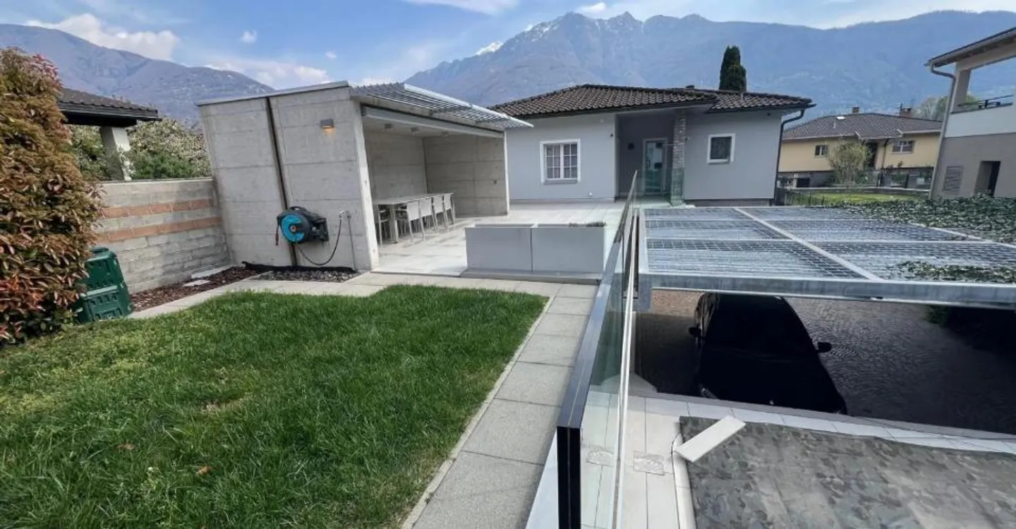 Moderne Erweiterung, energieeffiziente Spitzenleistung und privater Pool - Foto 11 von 13