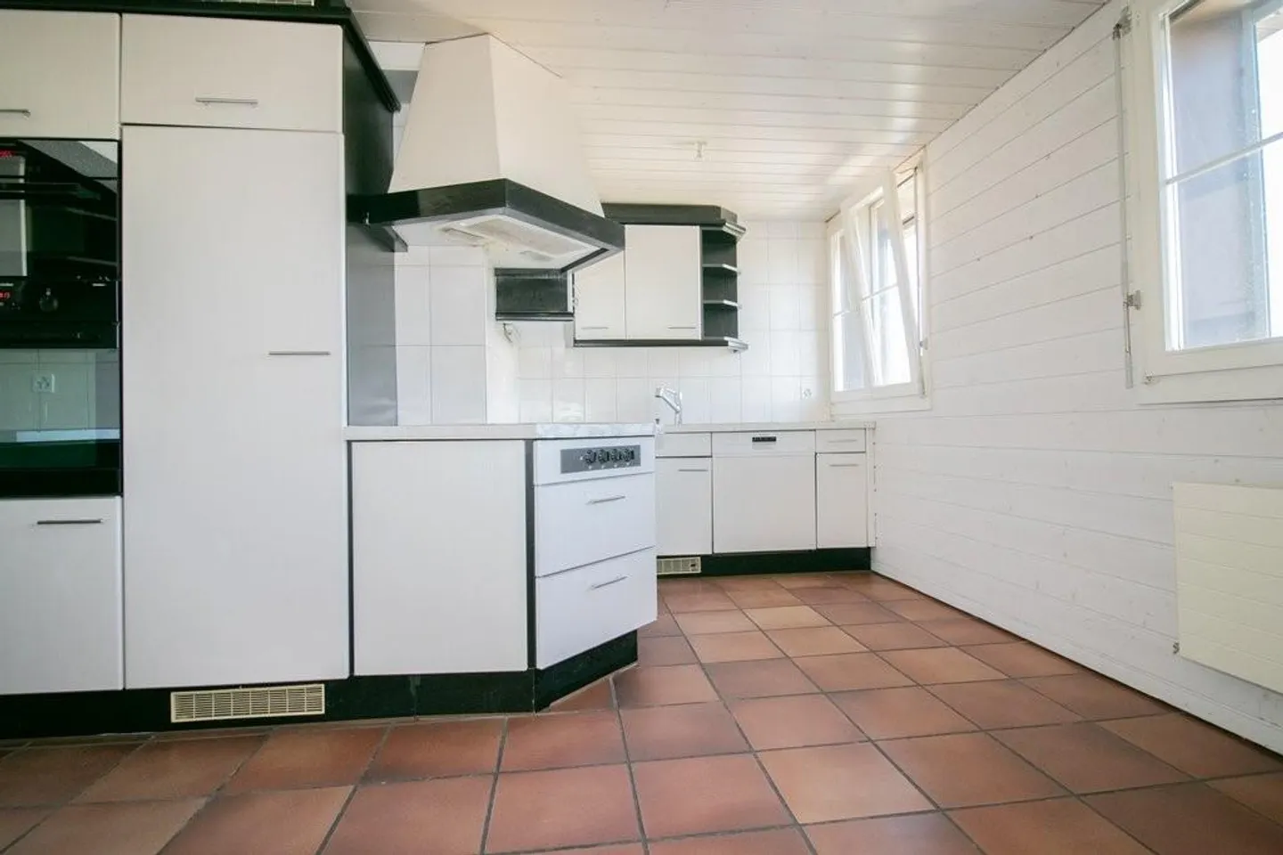 Appartement spacieux de 7,5 pièces avec jardin d'hiver à St. Margrethen - Photo 3 sur 12