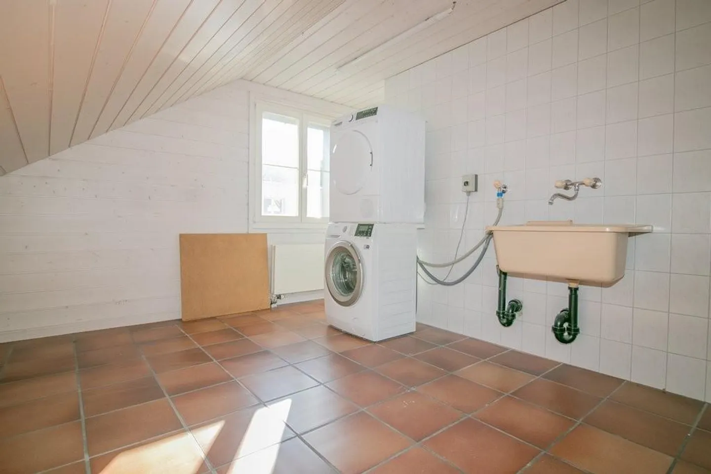 Appartement spacieux de 7,5 pièces avec jardin d'hiver à St. Margrethen - Photo 4 sur 12