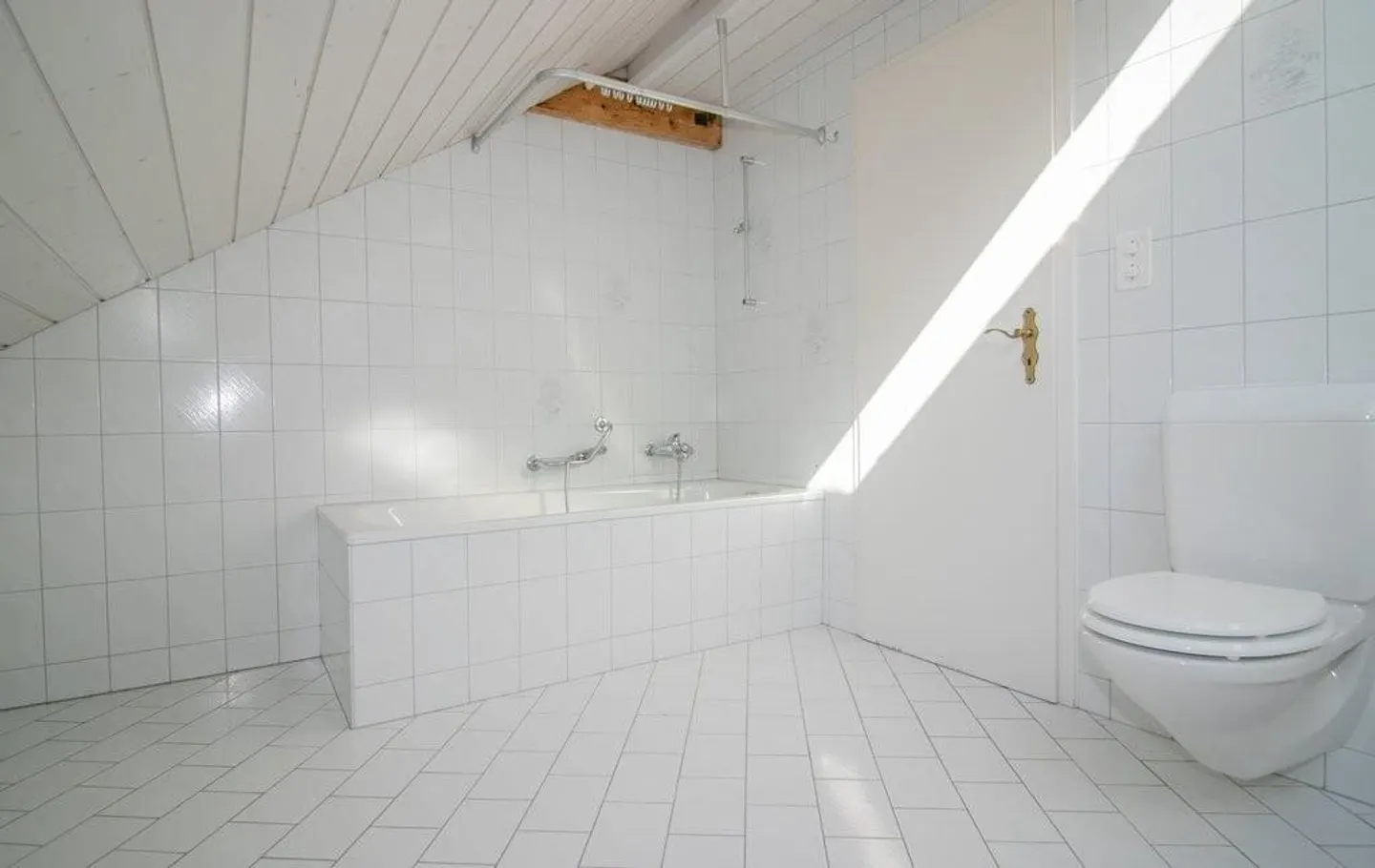 Appartement spacieux de 7,5 pièces avec jardin d'hiver à St. Margrethen - Photo 5 sur 12