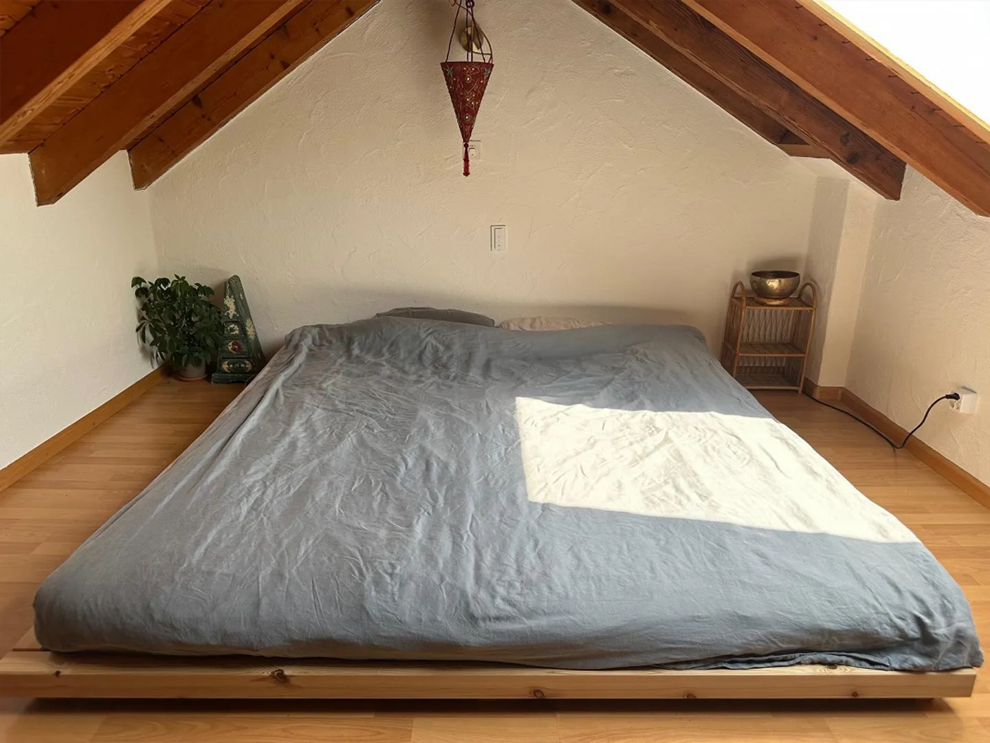 Belle appartement sous les toits dans un endroit calme avec galerie - Photo 4 sur 8