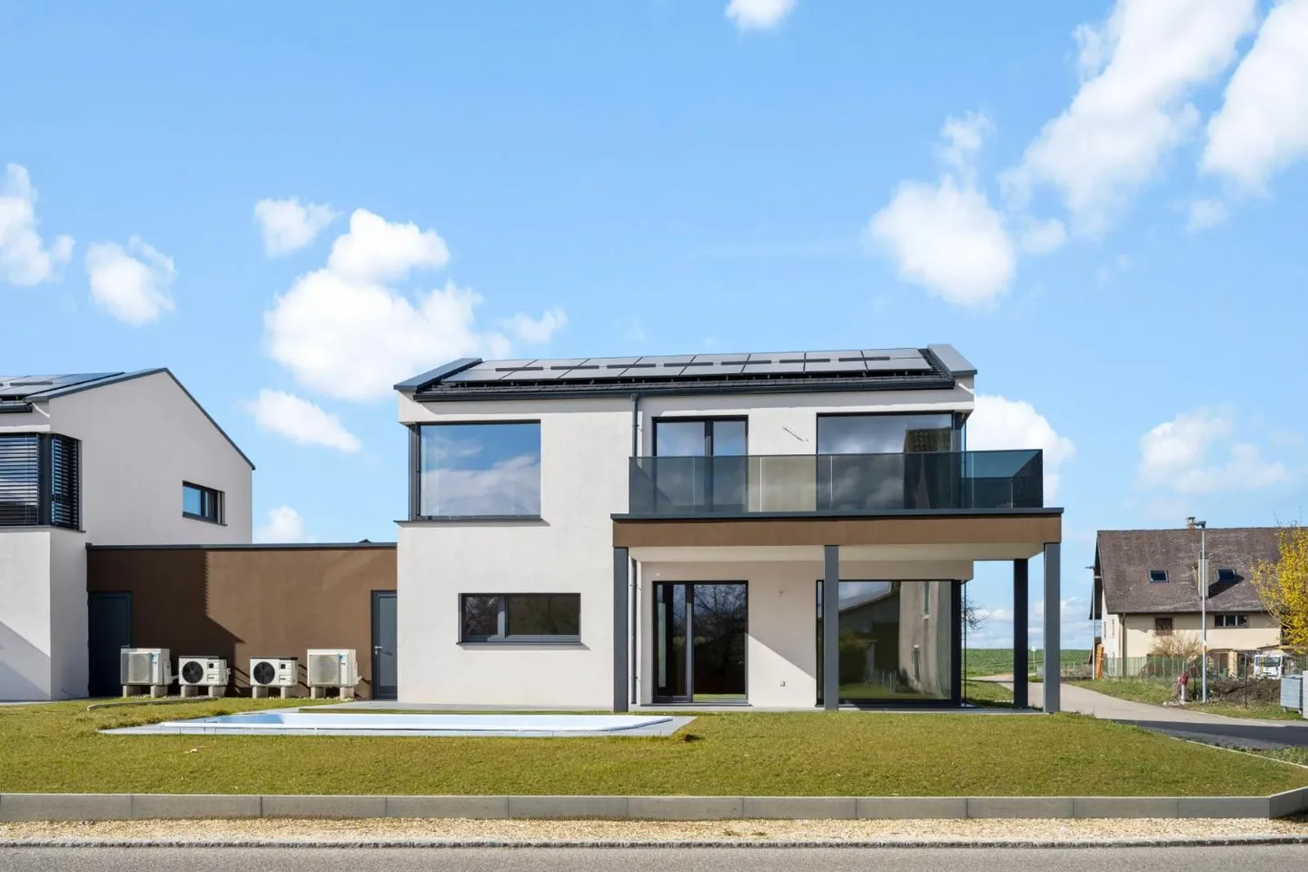 Villa Familiale Moderne avec Piscine - Photo 1 sur 13