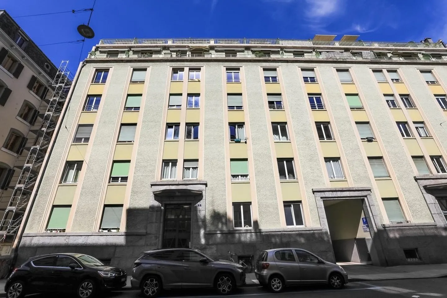 Bel appartement dans le quartier des Eaux-Vives à deux pas du lac - Photo 1 sur 8