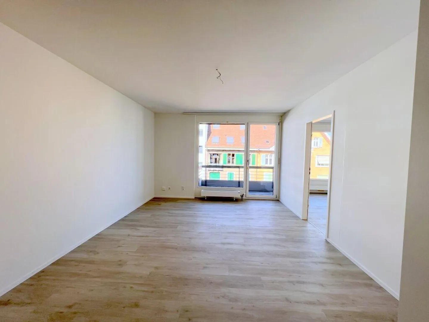 Renovated 2-room apartments in the St. Johann district - Photo 3 of 7