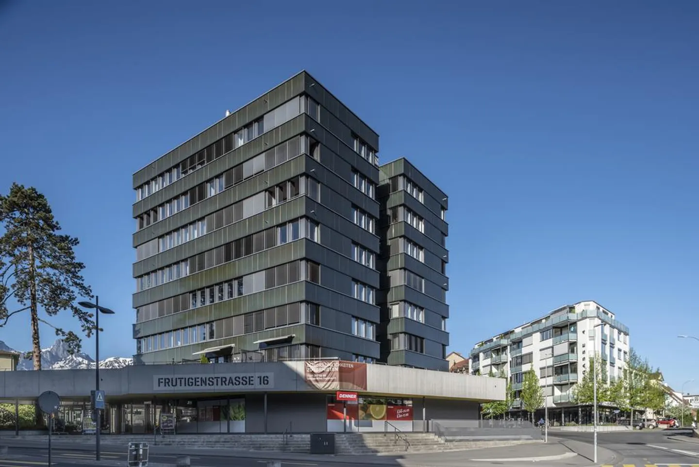 Helle Wohnung mit Bergblick - Foto 1 von 7