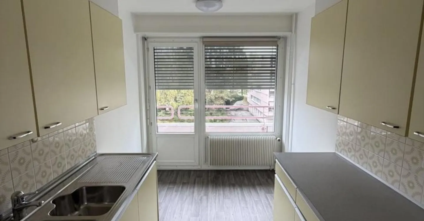 Spacieux appartement de 3.5 pièces - Photo 3 sur 10
