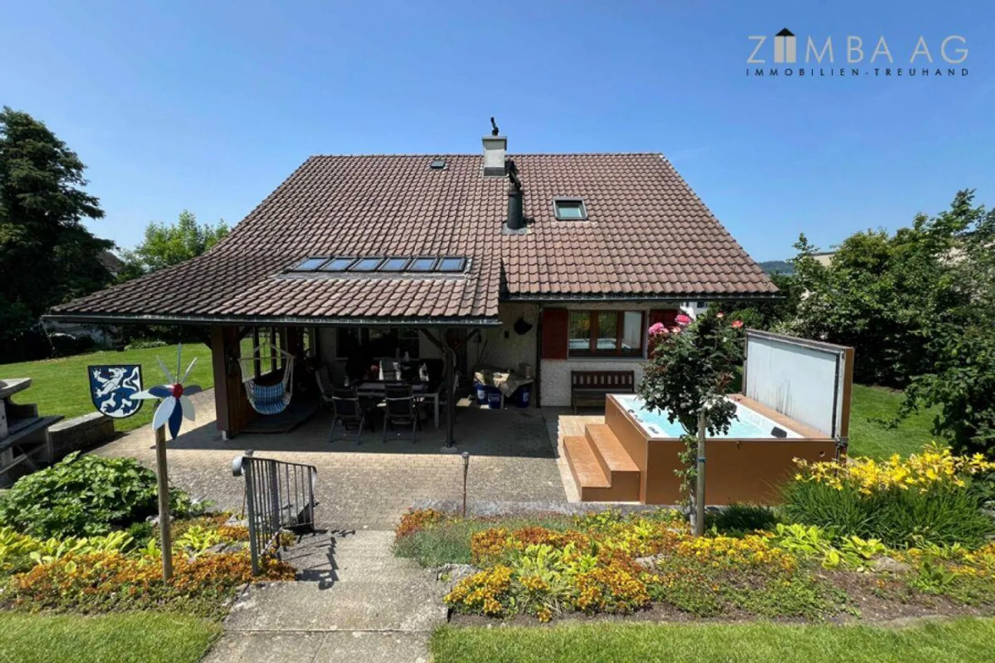 Quietest sunny location with park-like garden - Photo 3 of 15