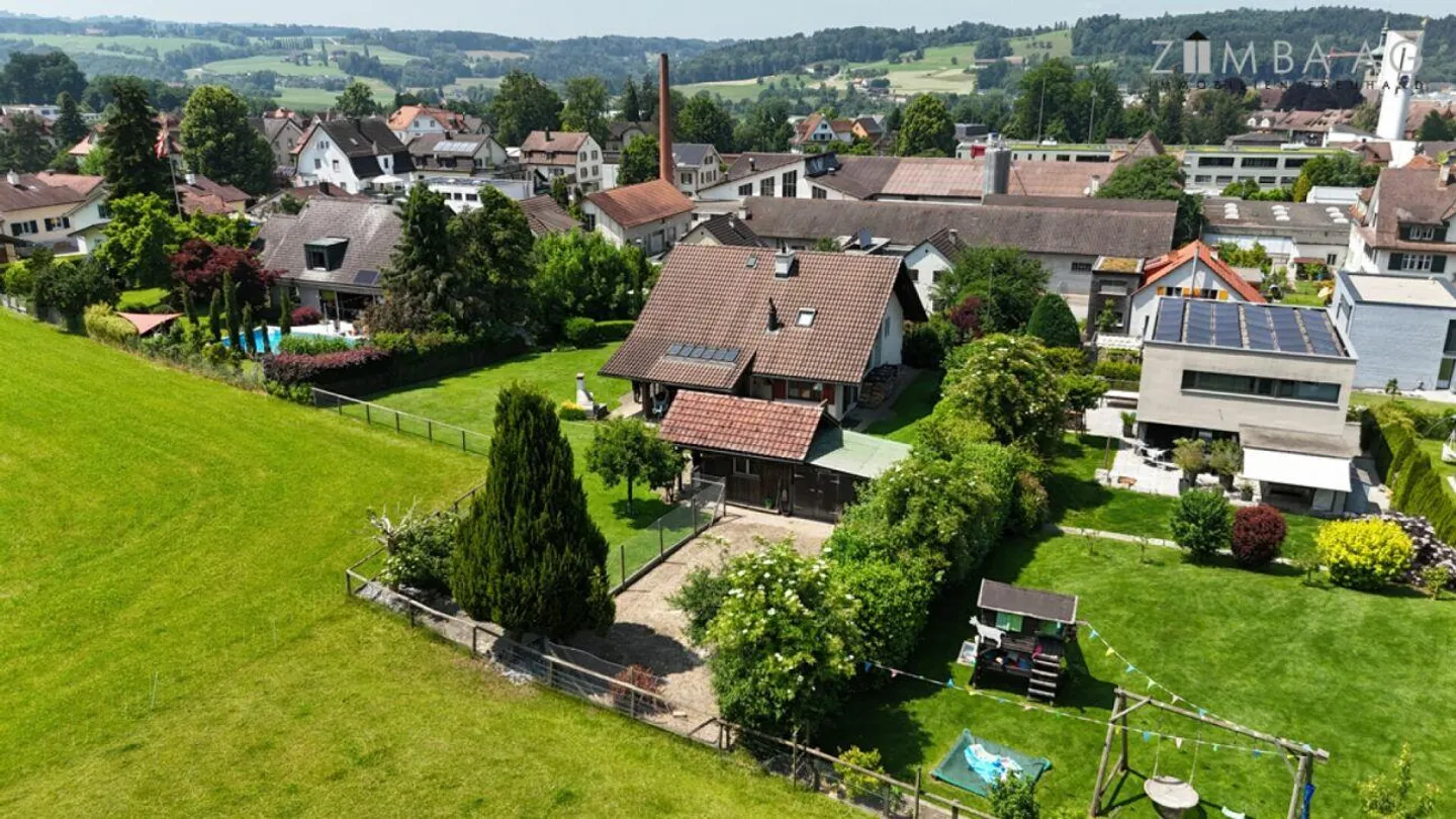 Quietest sunny location with park-like garden - Photo 8 of 15