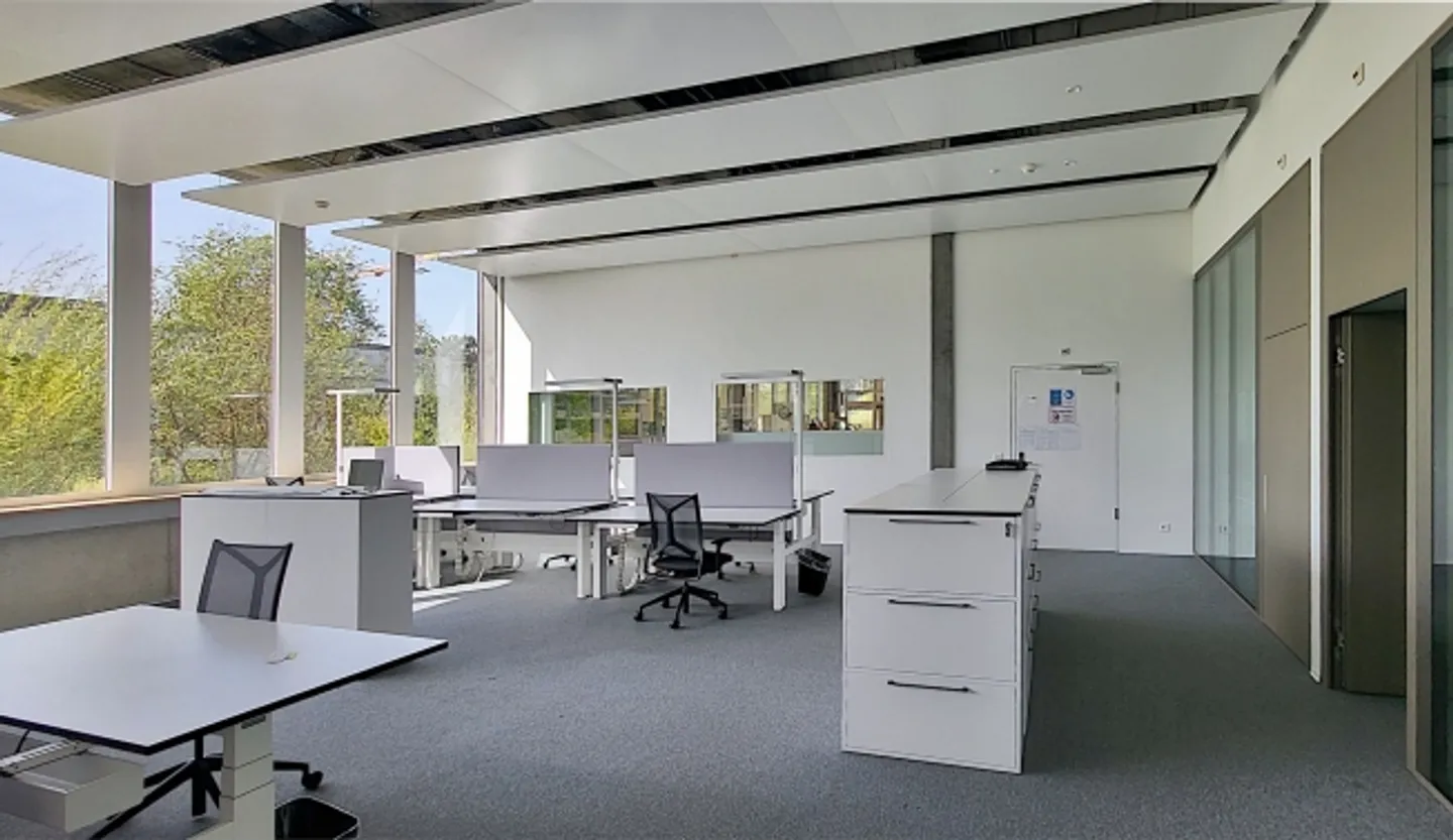 Your chance for 335 m² of office space in Luterbach! - Photo 4 of 9