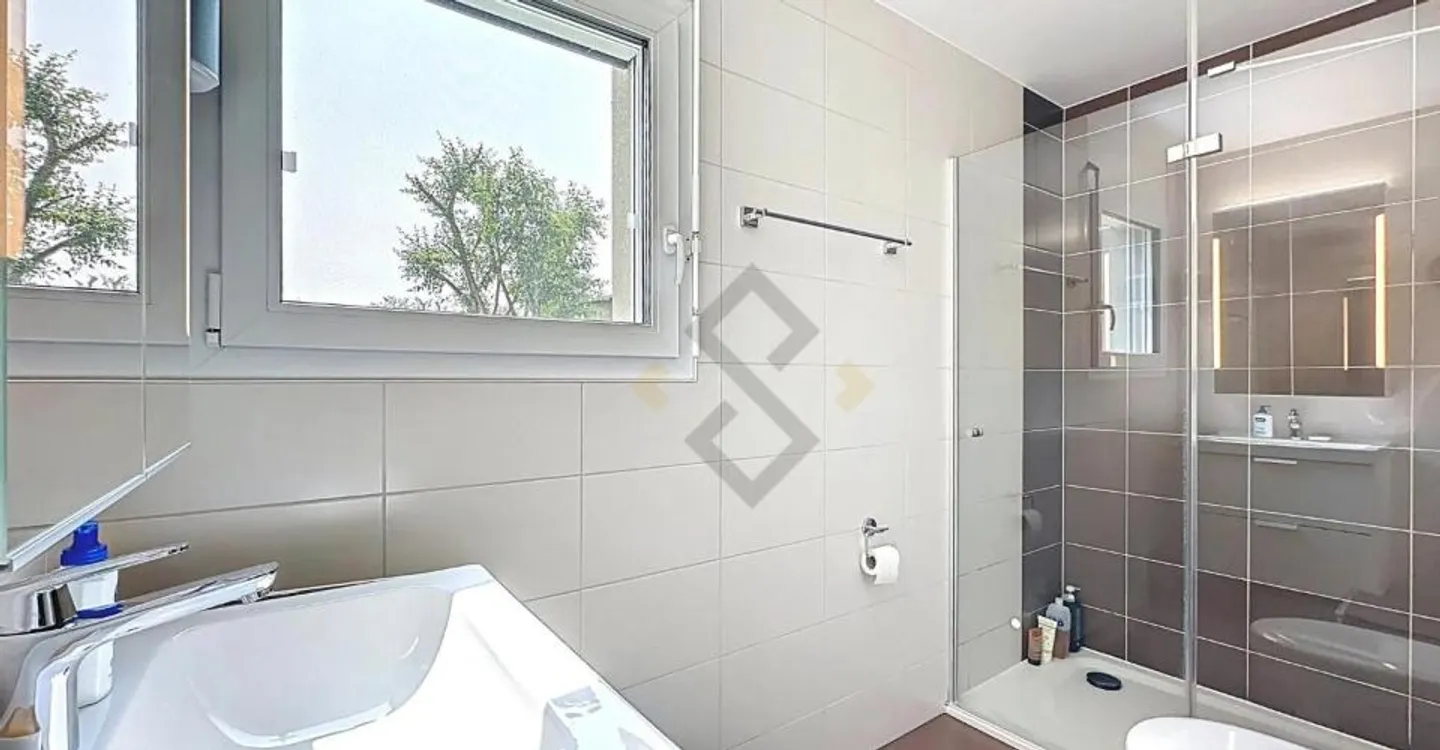 4.5-room apartment with garden 25 minutes from Fribourg - Photo 7 of 8