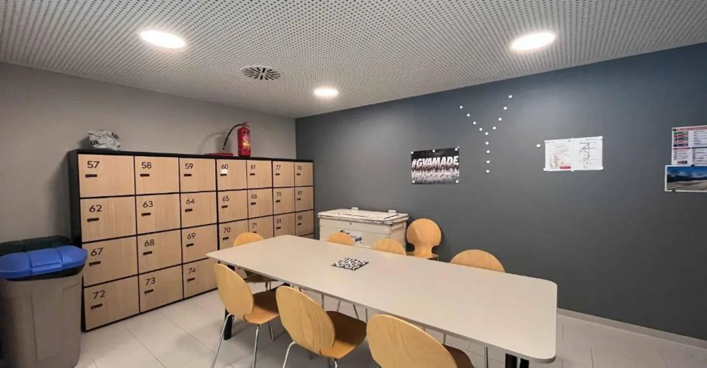 Modern and Bright Offices 620 m² Gare de Lancy Bachet - Photo 9 of 13