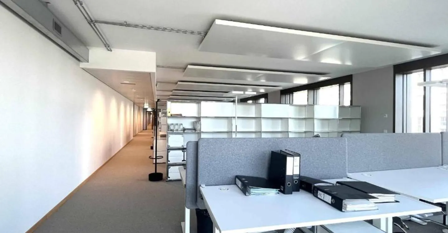 Modern and Bright Offices 620 m² Gare de Lancy Bachet - Photo 7 of 13