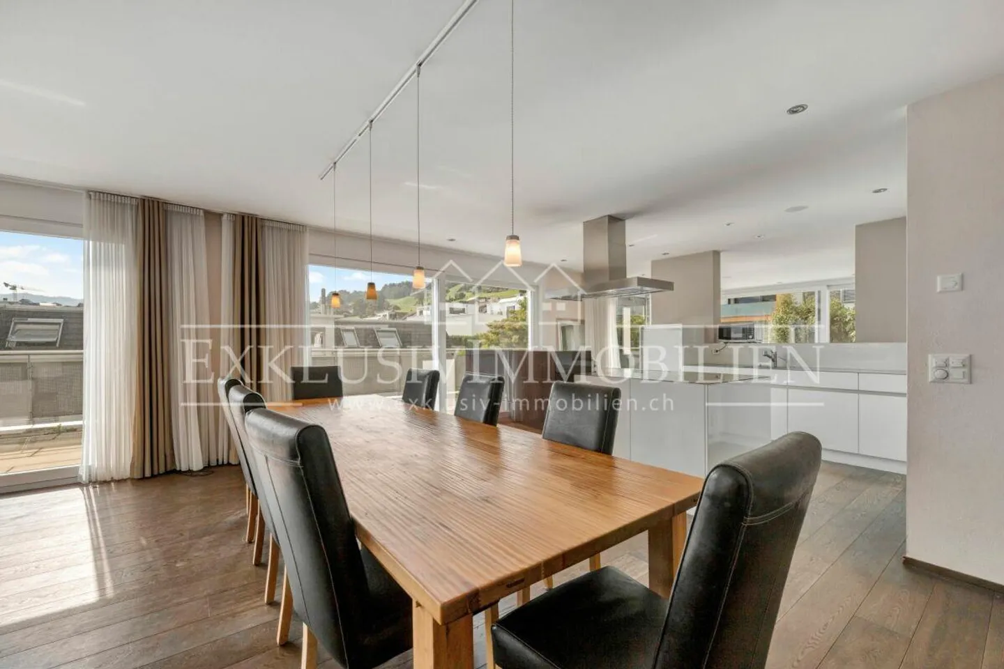 Vivere sopra i tetti - L'eleganza incontra la generosità - Foto 2 di 6