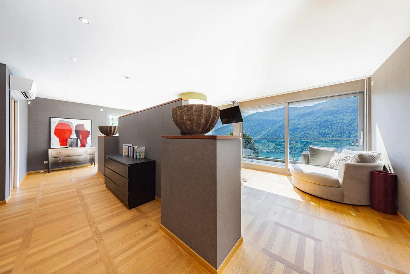 Jasmine | TI - Photo 12 of 17