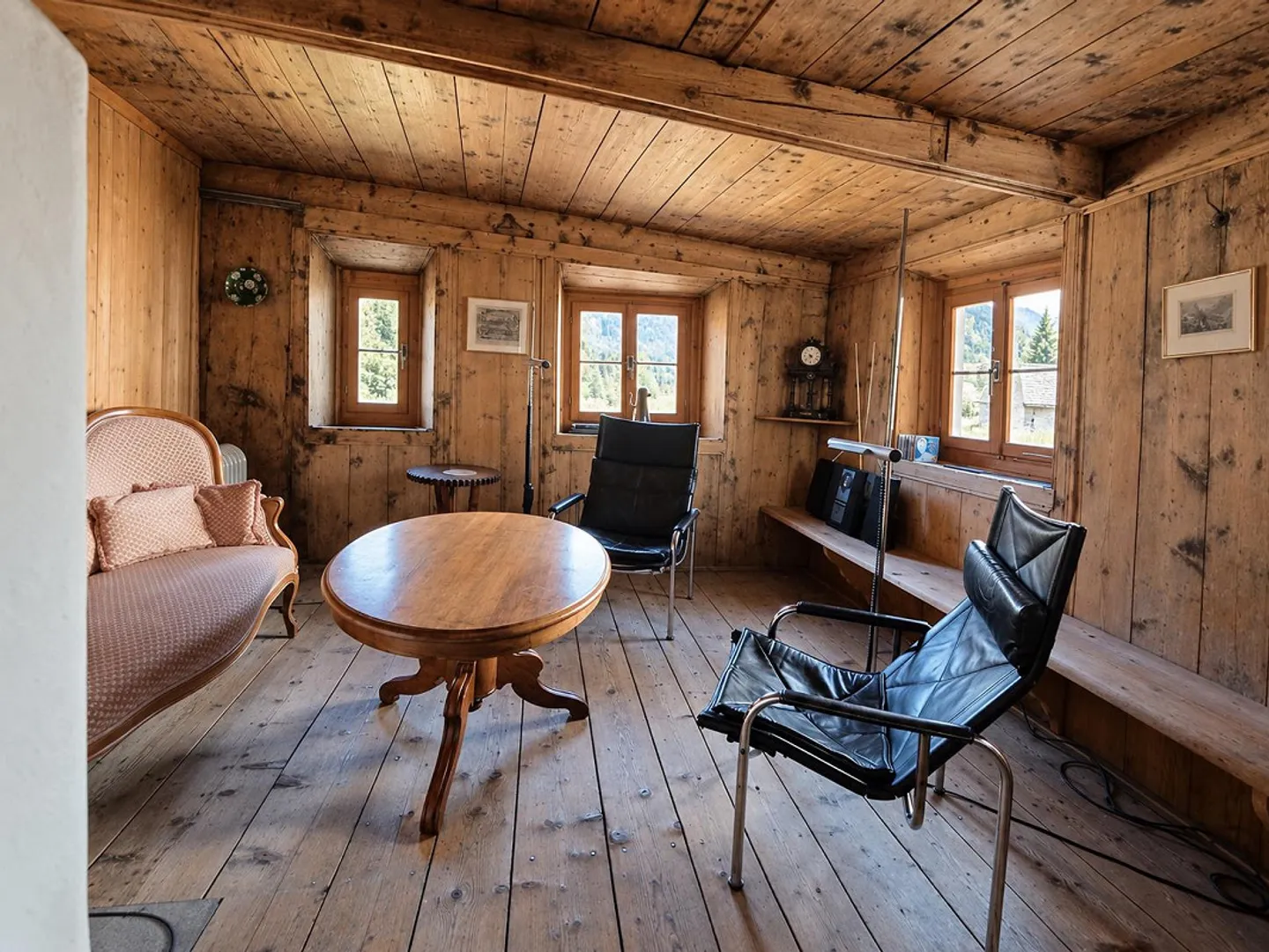 A Piece of Engadin History – Historical Residential House with Stable - Photo 2 of 11