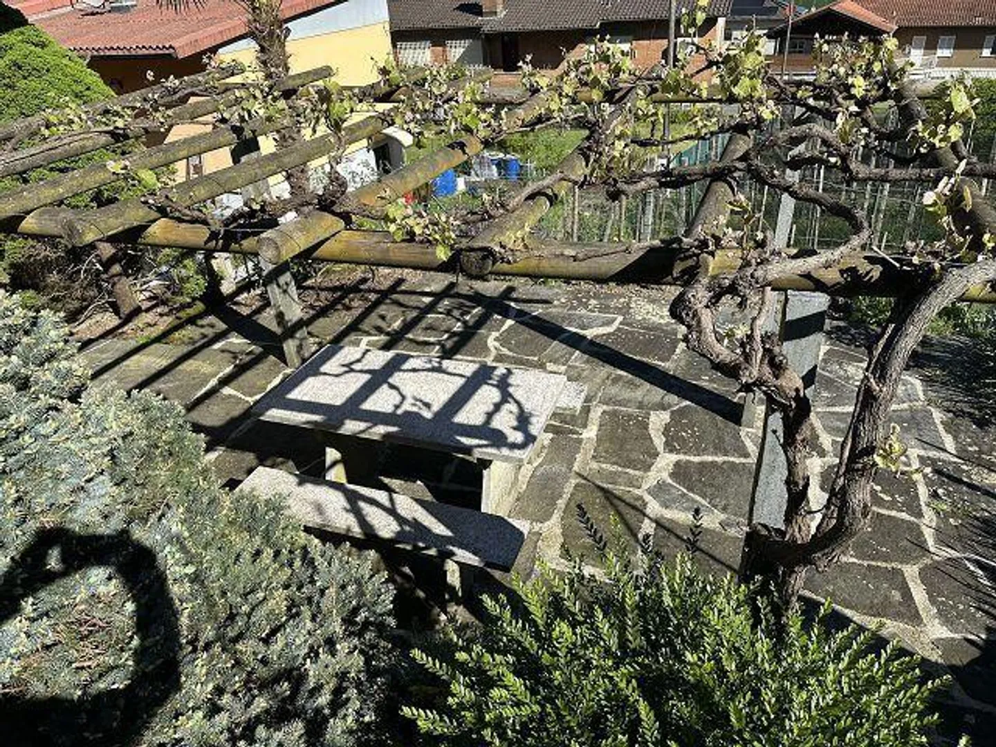 Villetta di 5 1/2 locali molto tranquilla con vista lago - Foto 22 di 30