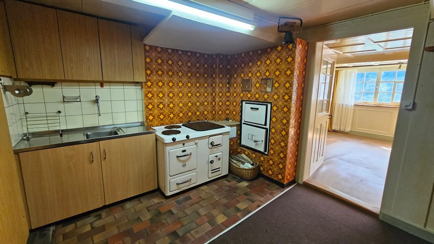 ABITAZIONE RUSTICA CON VISTA MOZZAFIATO SULLE MONTAGNE - Foto 3 di 6