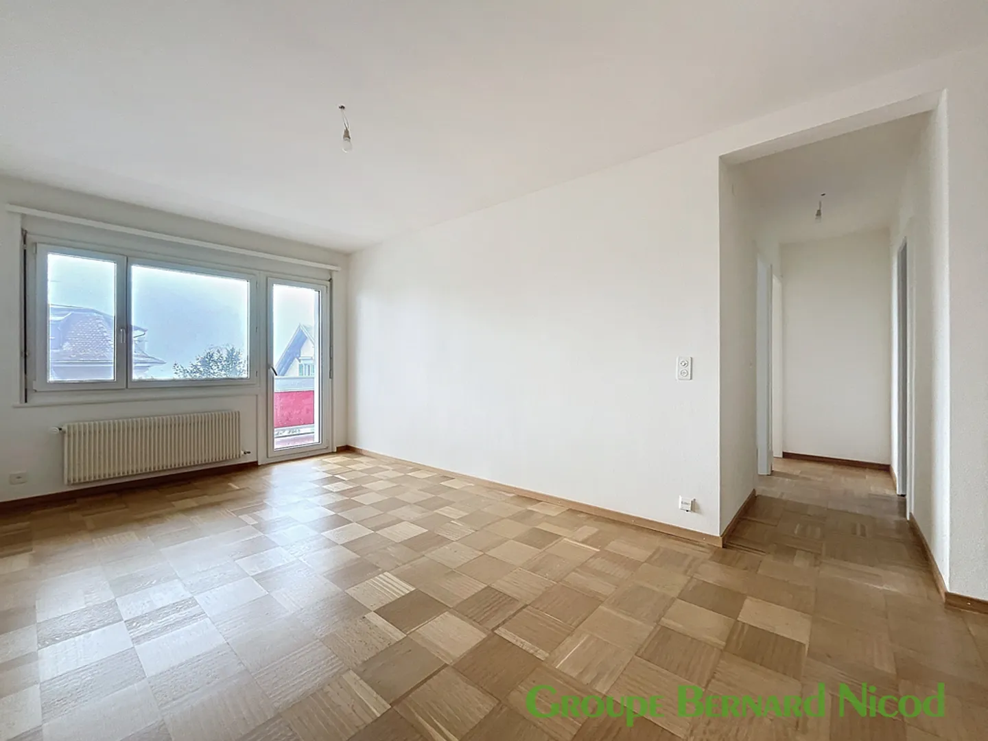 Appartement Charmant avec Vue sur le Lac - Photo 4 sur 7